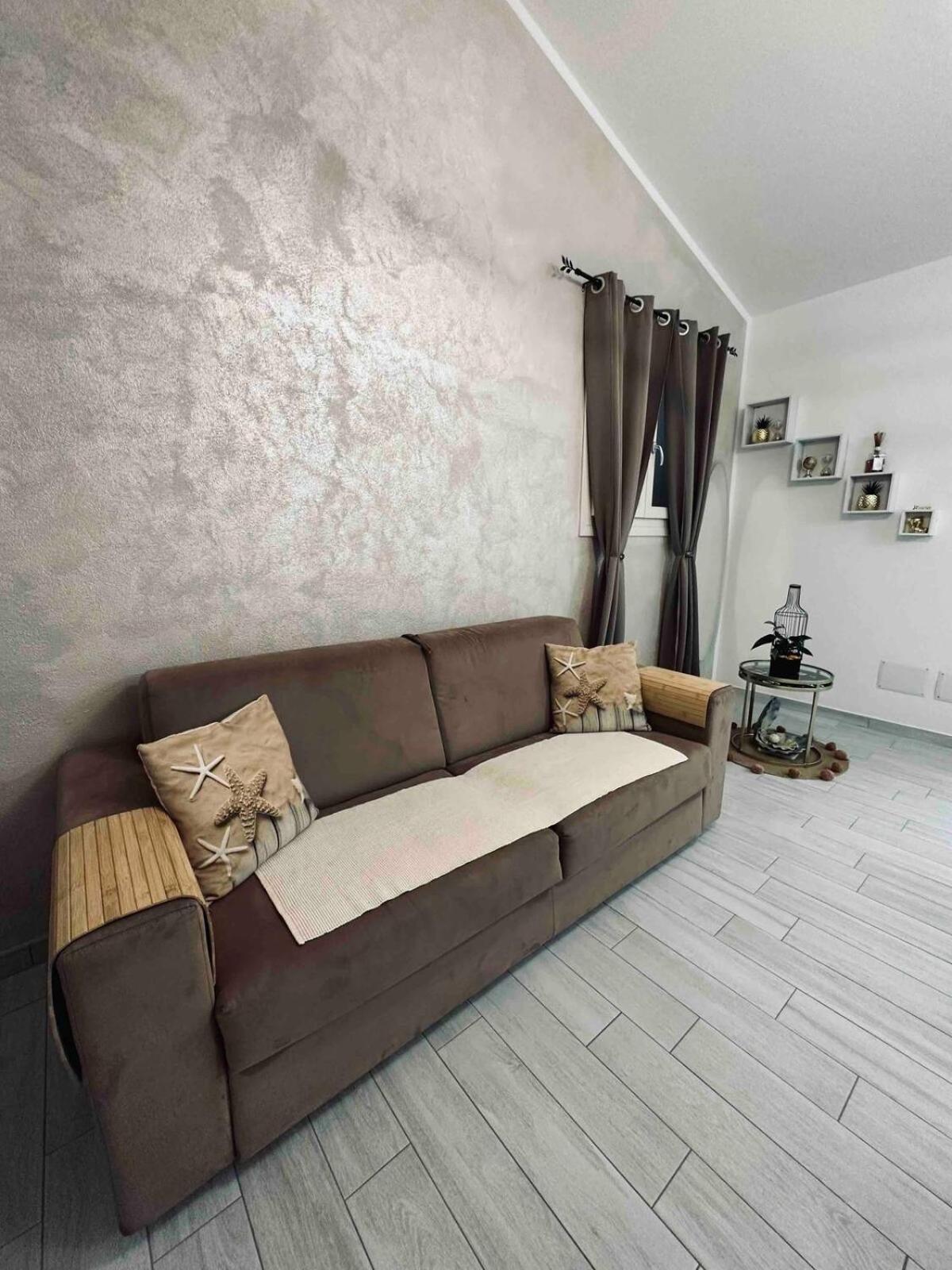 Magnifique Villa Neuve En Bord De Mer 萨萨里 外观 照片
